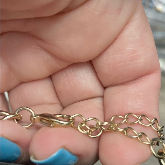 Chic Gold and Pearl Layered Necklace - Picture 4 of 5